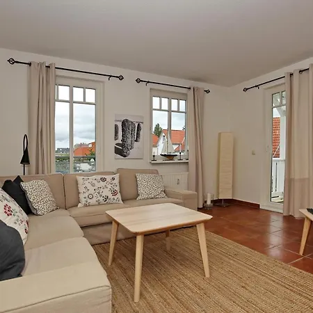 Apartment Ulmenschloesschen 10 Kuehlungsborn